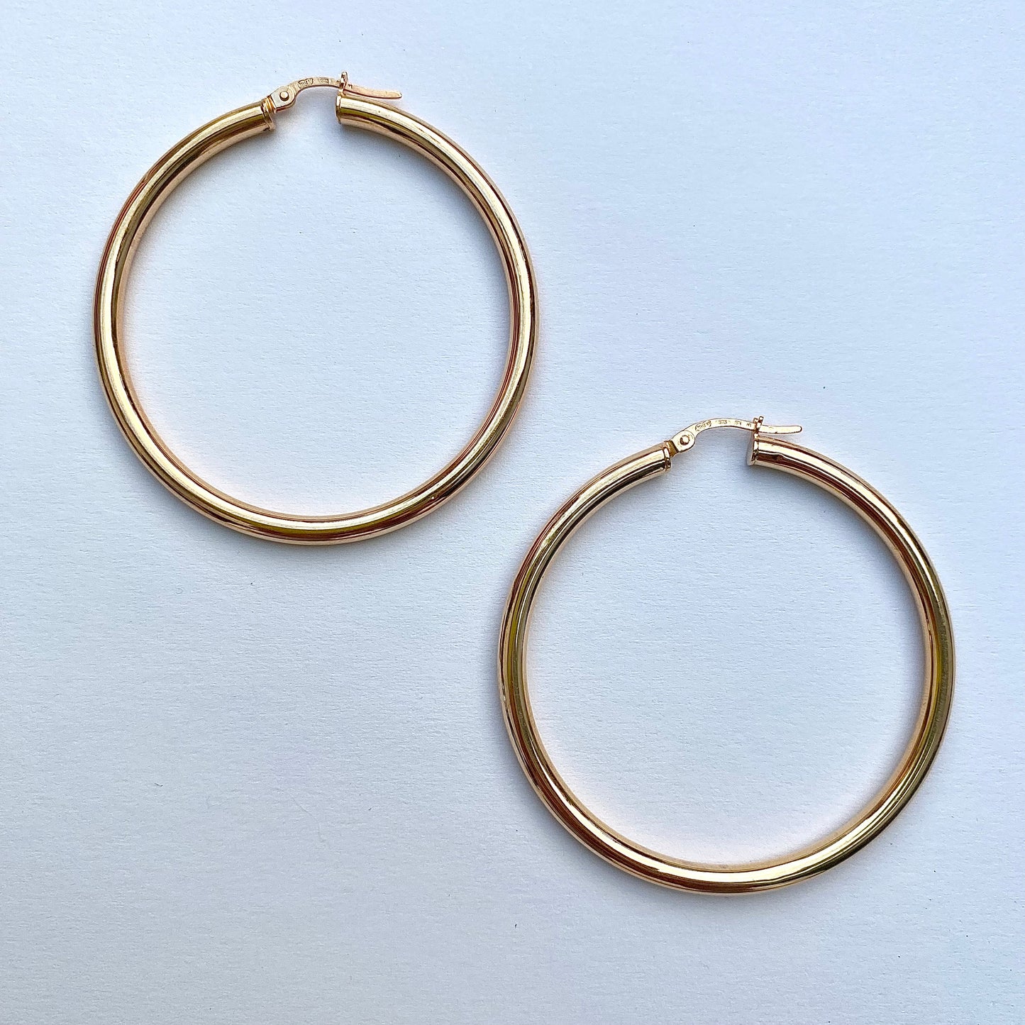 Fantastic Large Italian 9ct 'Unoaerre' Gold Hoops  |  56mm