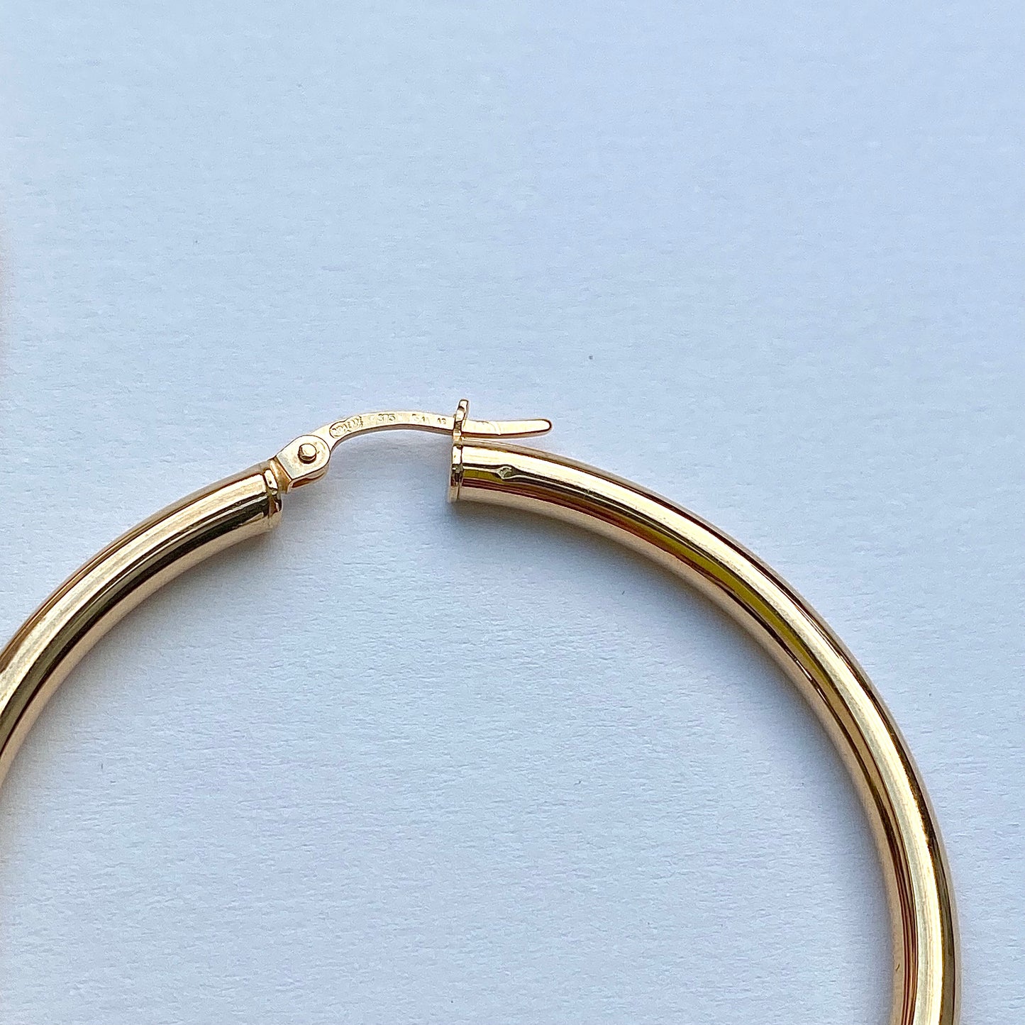 Fantastic Large Italian 9ct 'Unoaerre' Gold Hoops  |  56mm