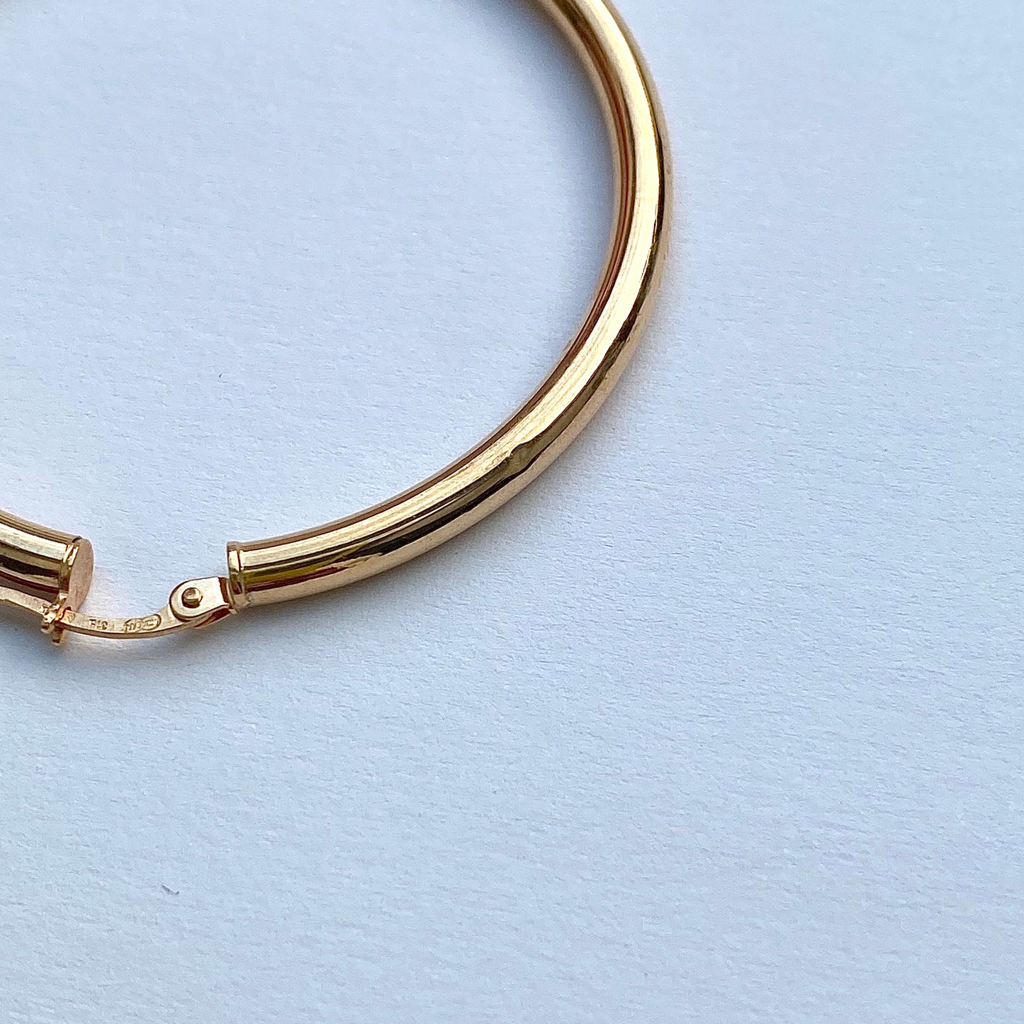 Fantastic Large Italian 9ct 'Unoaerre' Gold Hoops  |  56mm