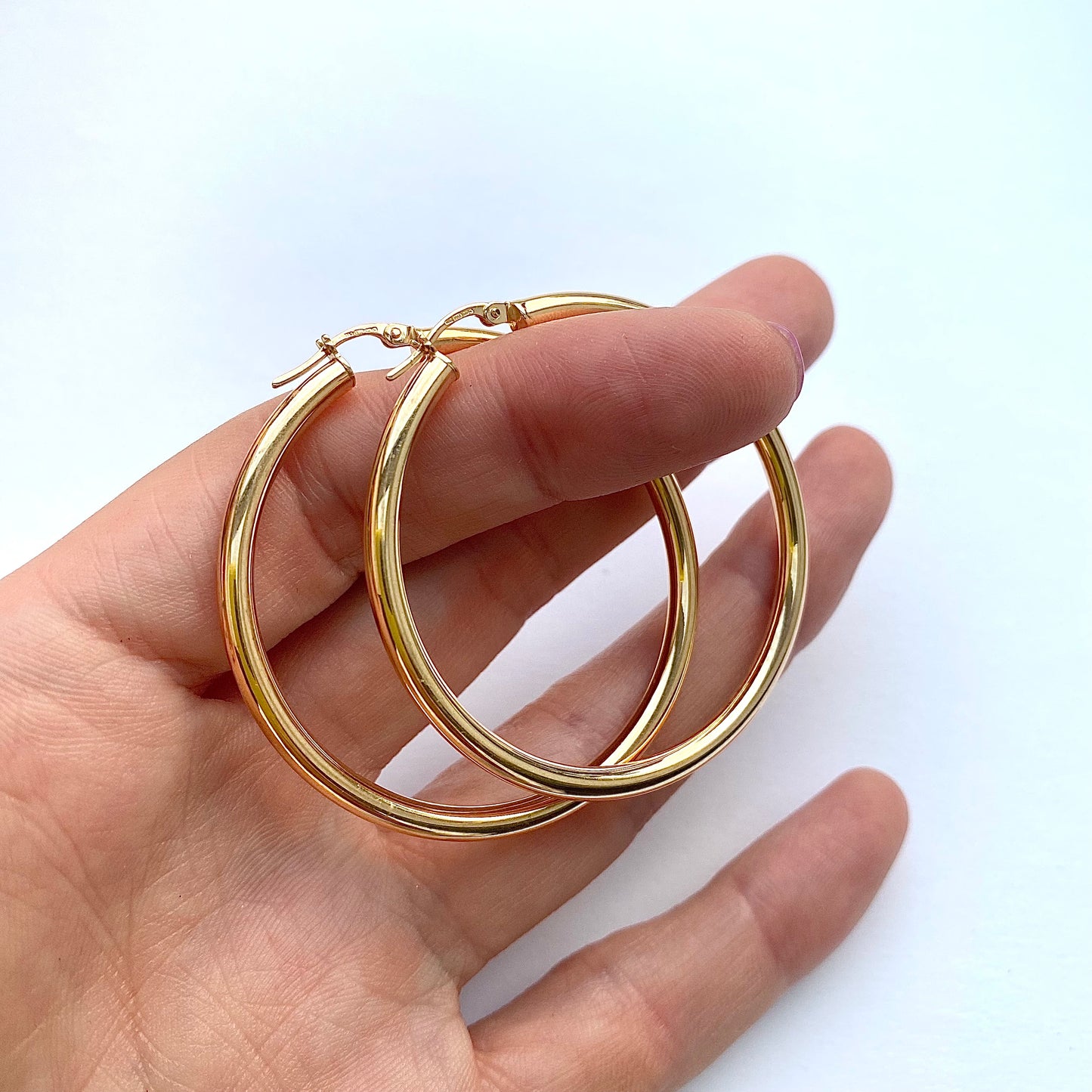 Fantastic Large Italian 9ct 'Unoaerre' Gold Hoops  |  56mm