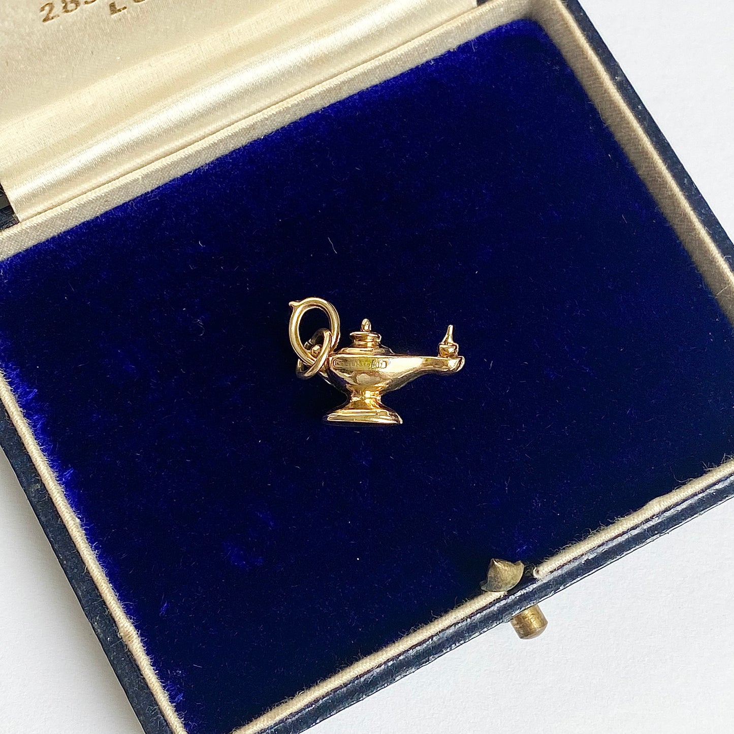 Vintage 9ct Gold Genie Lamp Charm / Pendant