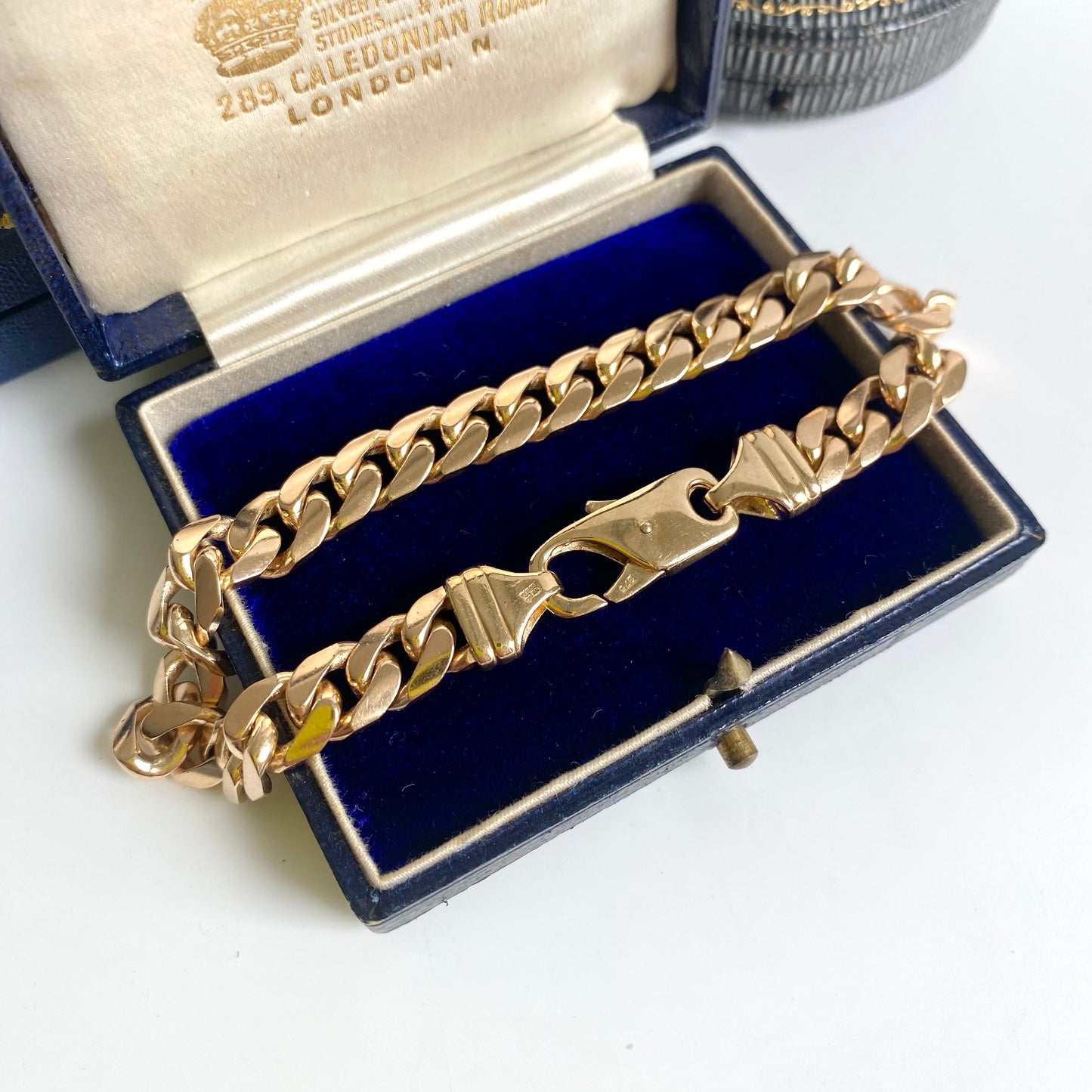 Fantastic Solid 9ct Gold Curb Bracelet  |  8.7"  |  8mm