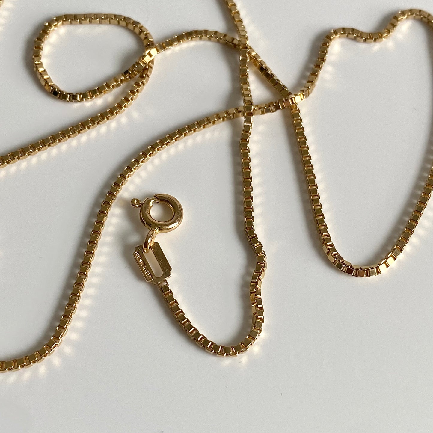 Lovely 9ct Gold Box Chain  |  18.3"  |  1mm