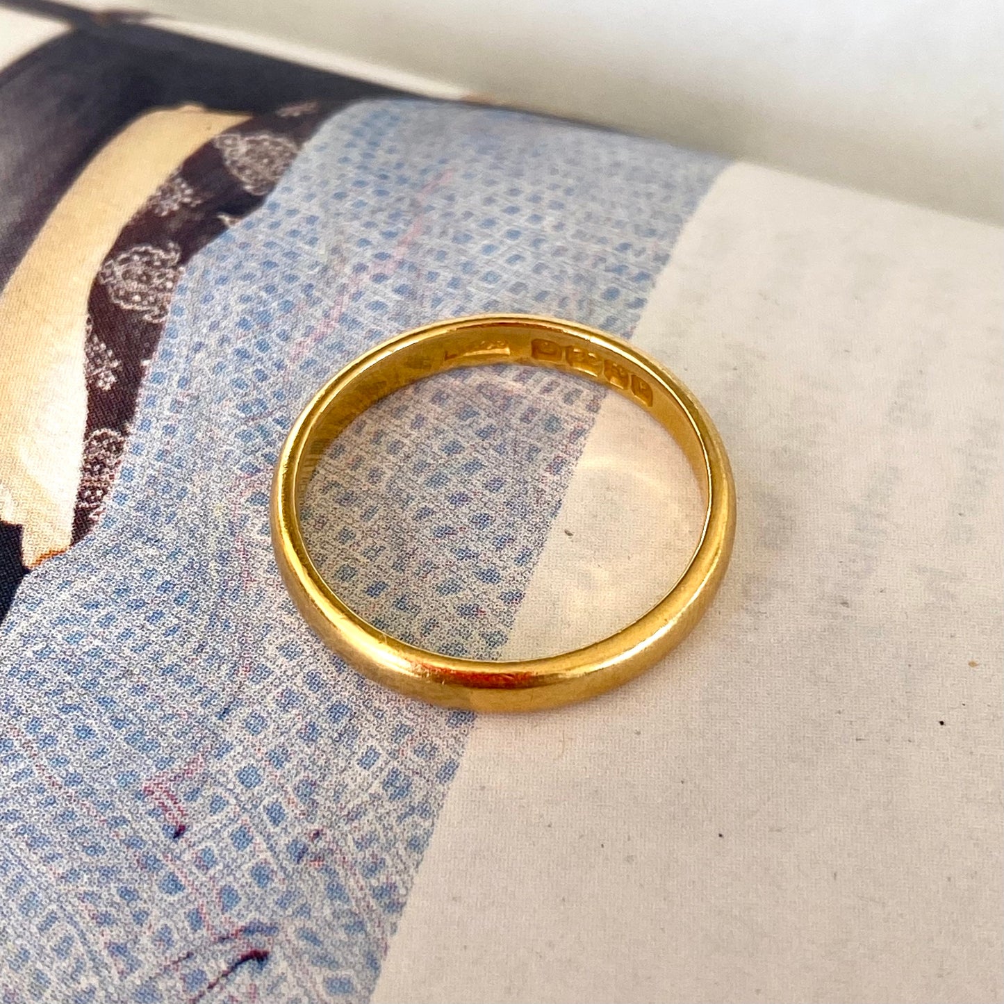 Antique 22ct Plain Band  |  Size UK O.5