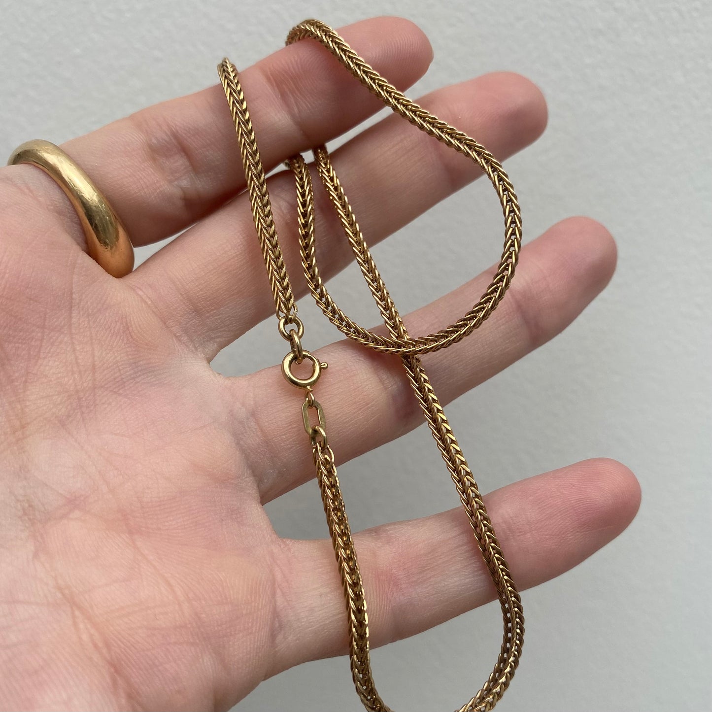 Lovely Vintage 9ct Gold Square Wheatlink Chain  |  14.5"  |  2mm