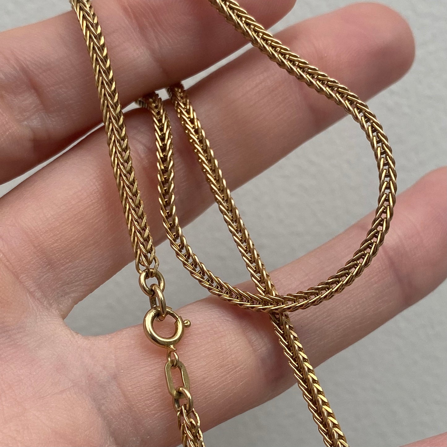 Lovely Vintage 9ct Gold Square Wheatlink Chain  |  14.5"  |  2mm