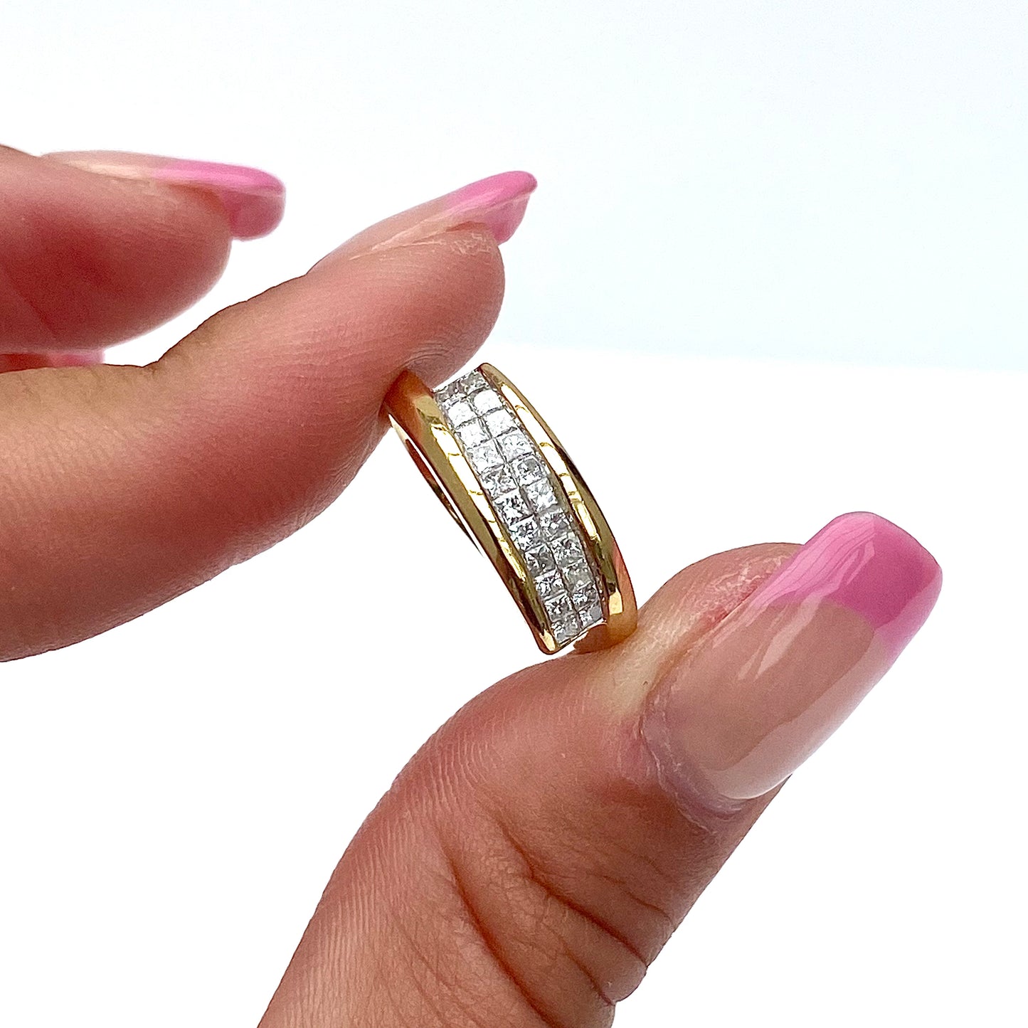 Stunning 18ct Gold and Princess Cut Diamond Asymmetric Ring  |  Size UK J.5