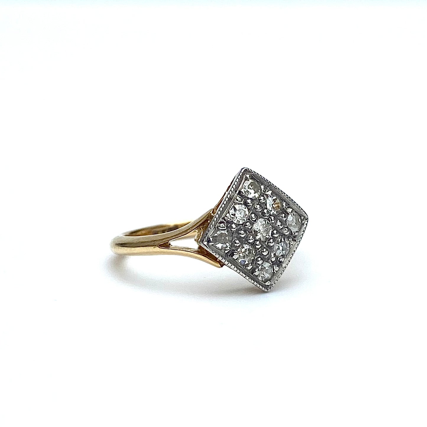 Art Deco 18ct Gold and Diamond Shaped Diamond Ring  |  Size UK I