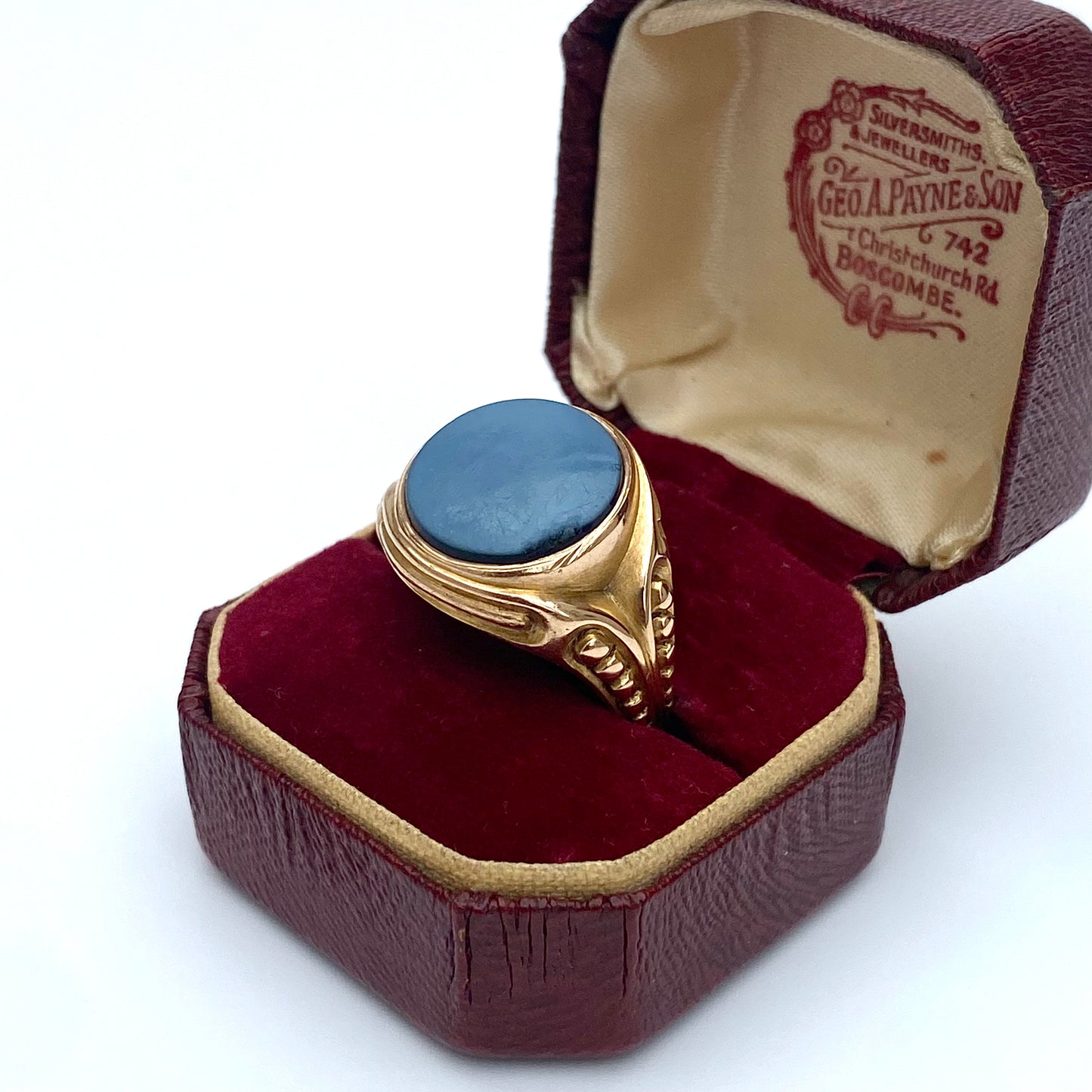 Antique 15ct Gold Heavy Sardonyx Signet Ring 1867 |  Size UK R.5