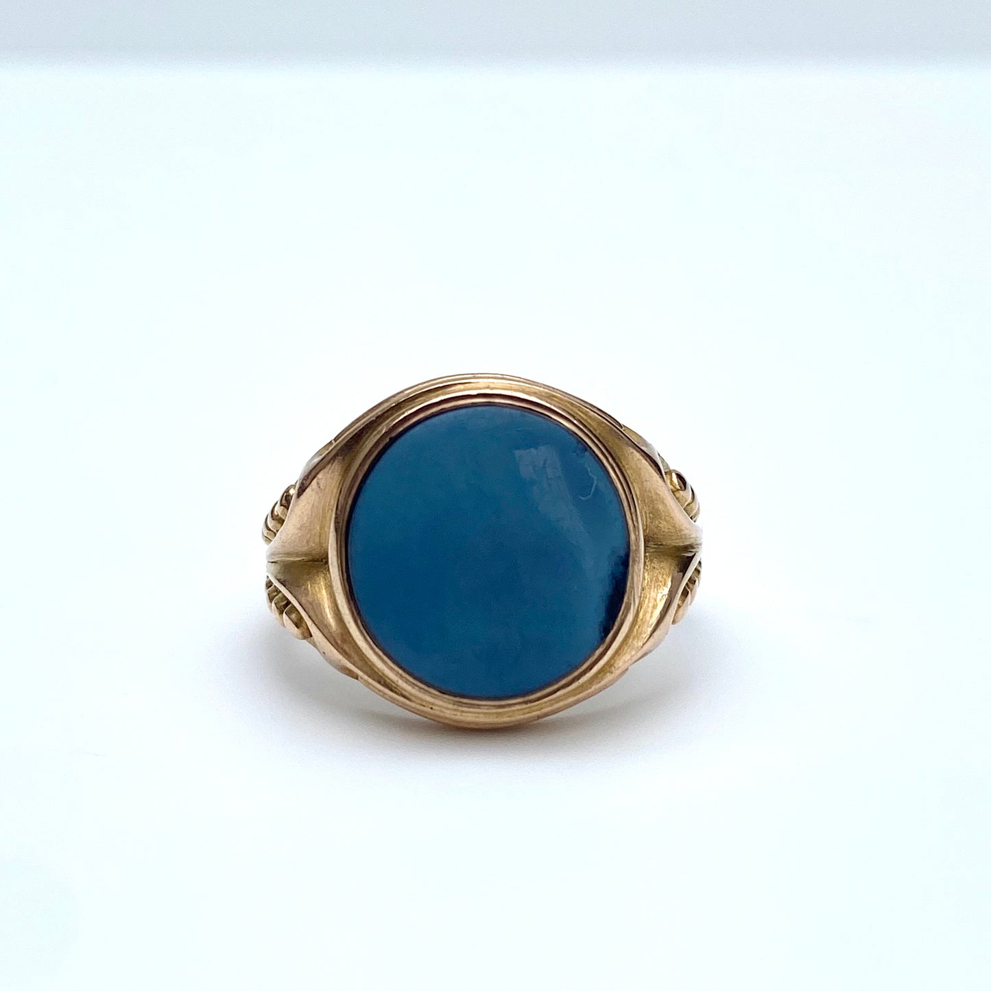 Antique 15ct Gold Heavy Sardonyx Signet Ring 1867 |  Size UK R.5