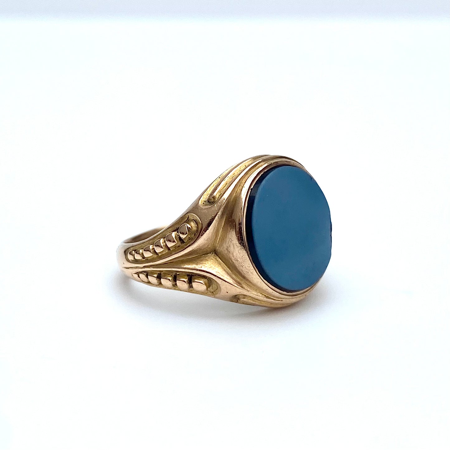 Antique 15ct Gold Heavy Sardonyx Signet Ring 1867 |  Size UK R.5