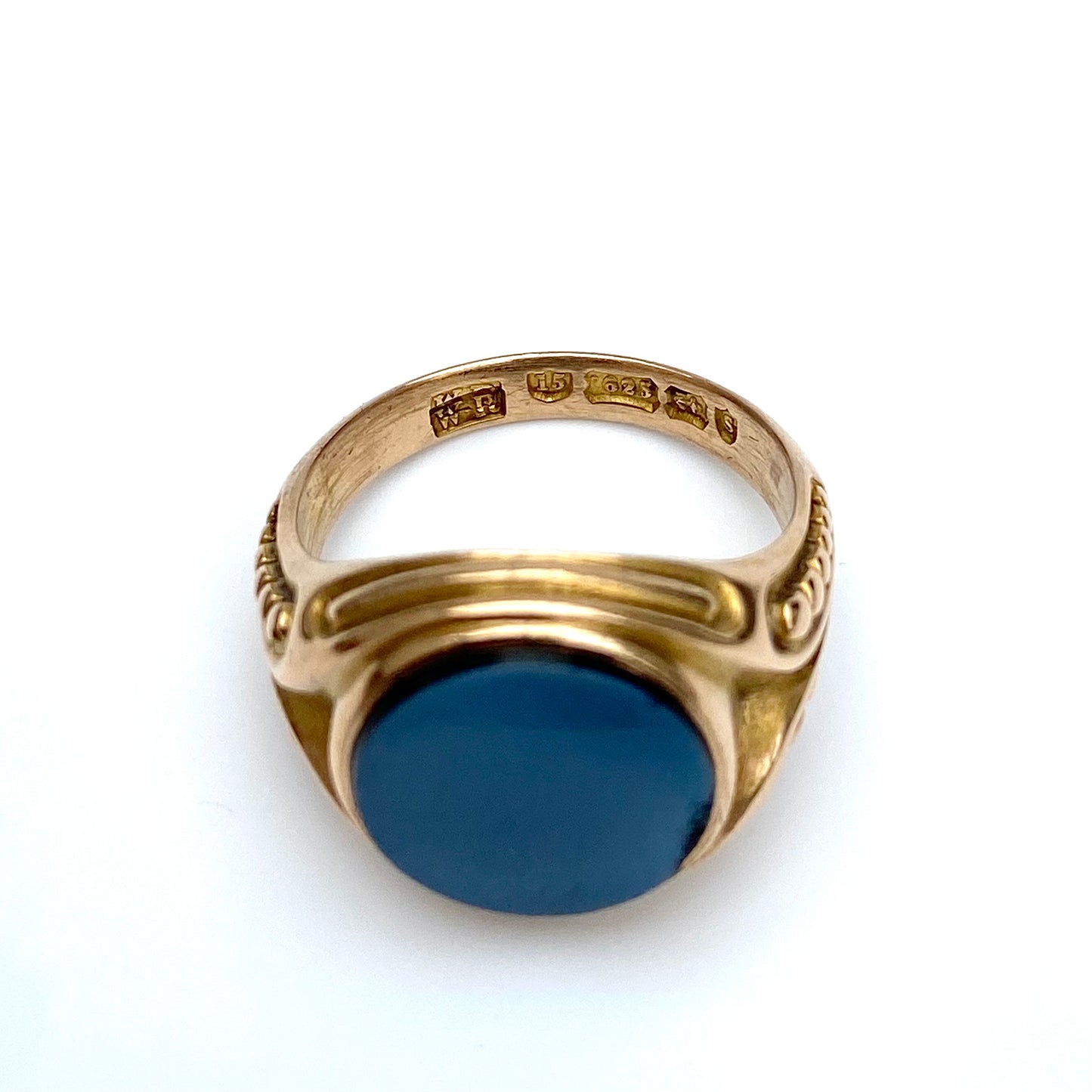 Antique 15ct Gold Heavy Sardonyx Signet Ring 1867 |  Size UK R.5