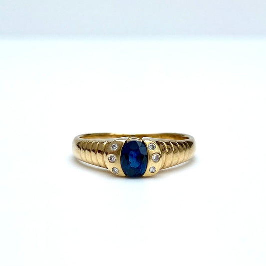 18ct Gold, Diamond & Sapphire Ring  |  Size UK M.75