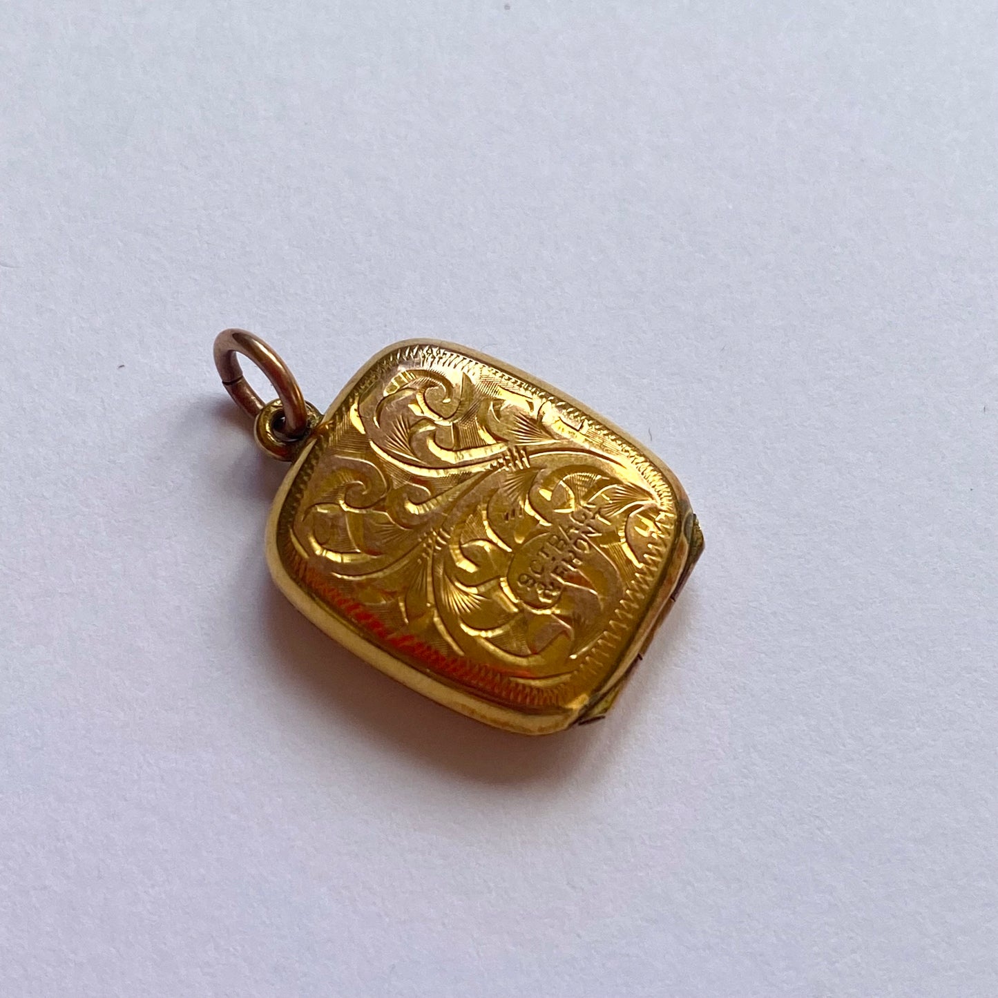 Antique 9ct Gold B&F Rectangle Locket  |  17mm