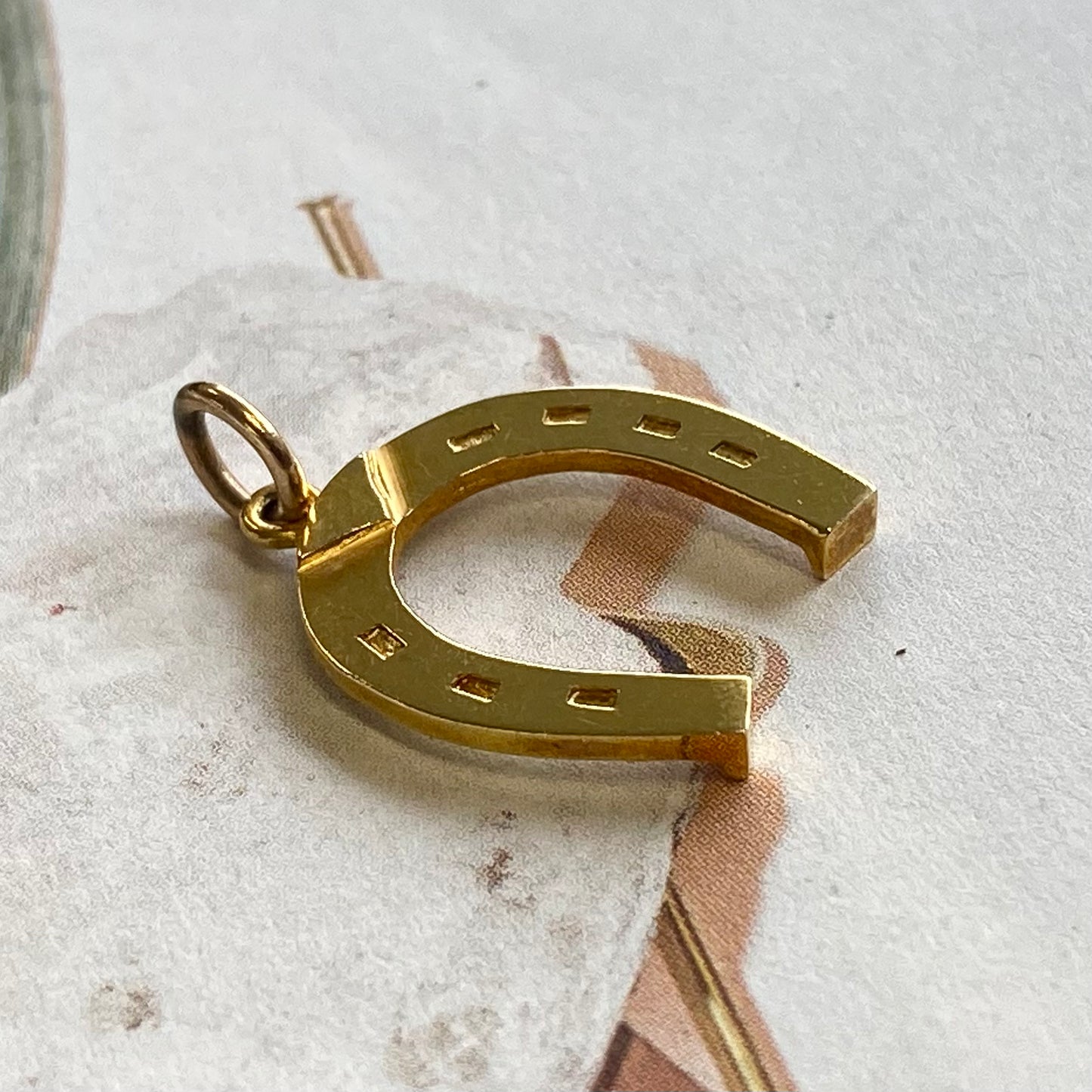 Vintage 9ct Gold Horseshoe Charm Pendant