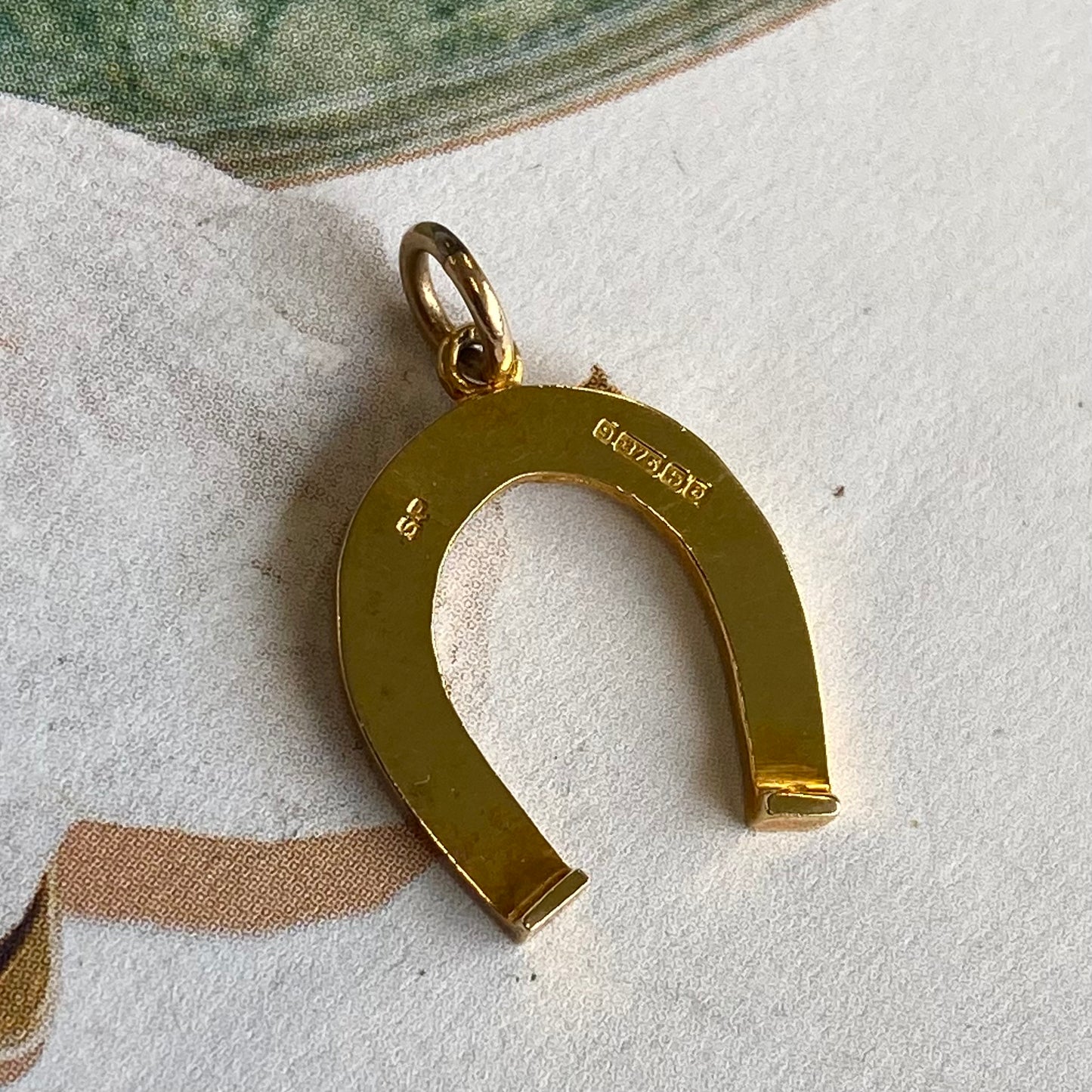 Vintage 9ct Gold Horseshoe Charm Pendant