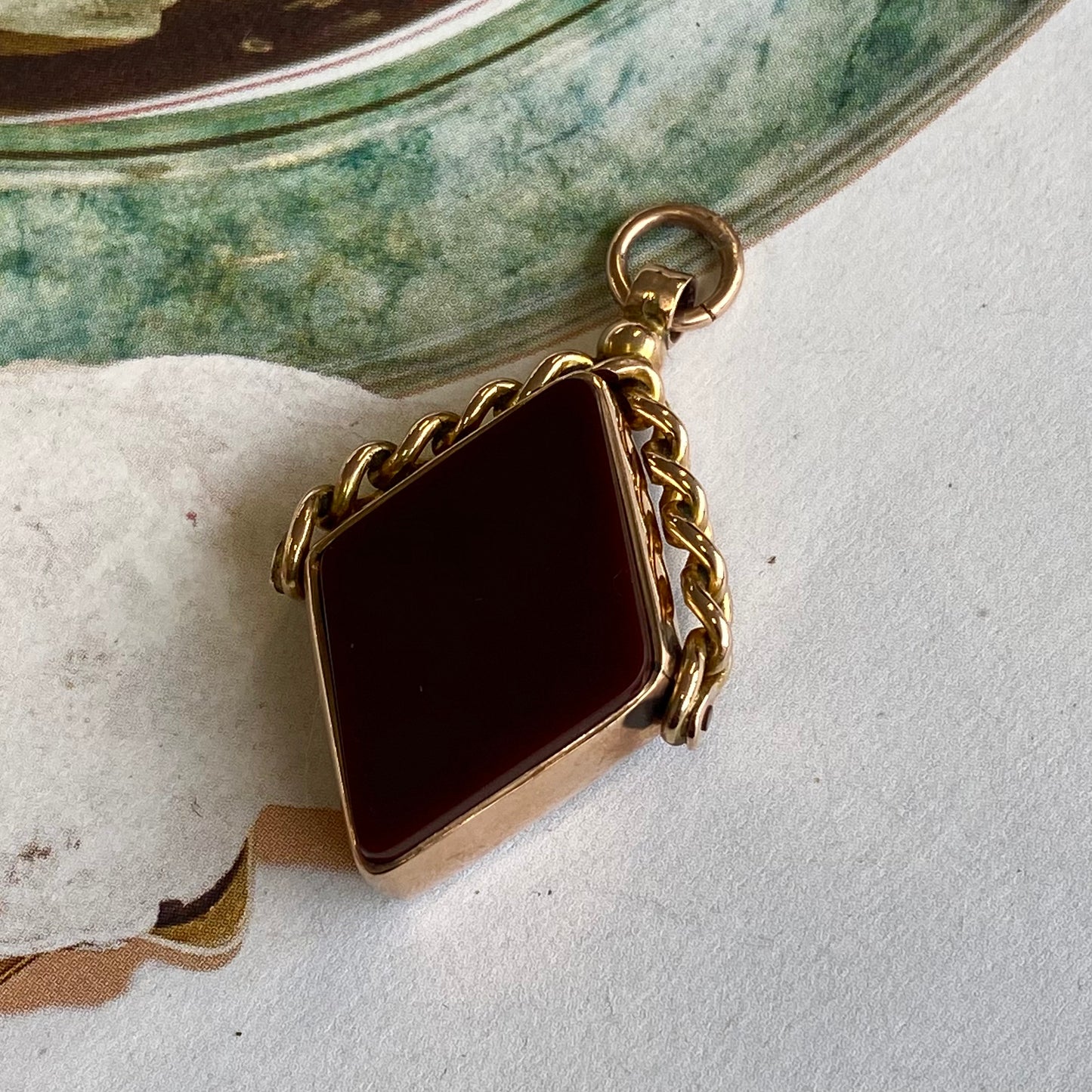 Antique 9ct Gold, Bloodstone & Carnelian Diamond Shaped Watch Fob