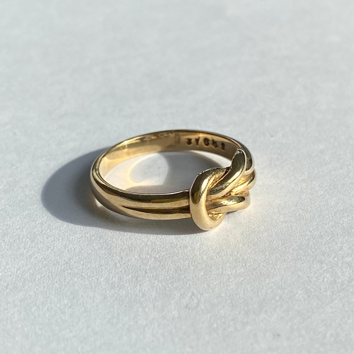 9ct Gold Lovers Knot Ring  |  Size UK N.5