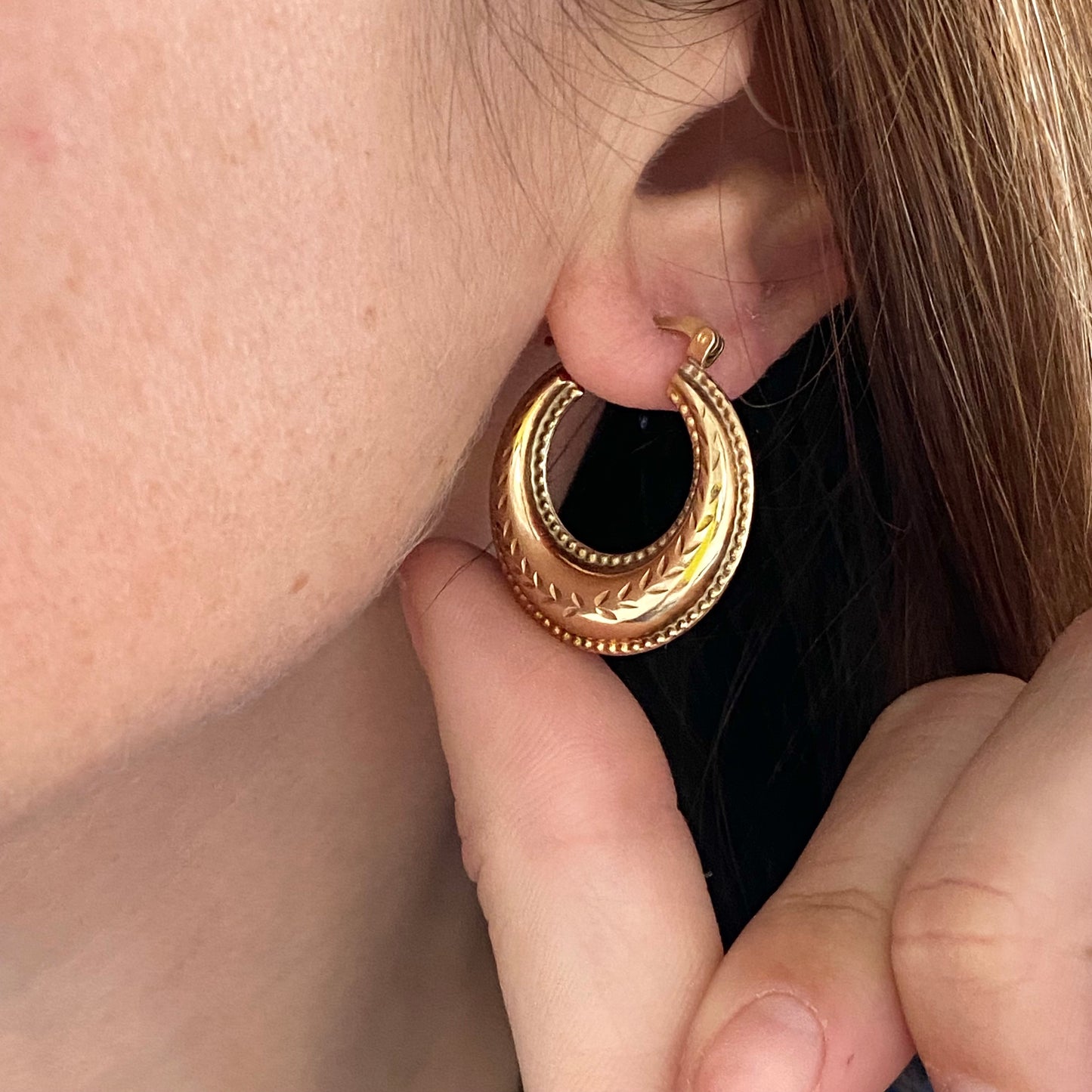 Beautiful 9ct Gold Engraved Hoop Earrings  |  24mm