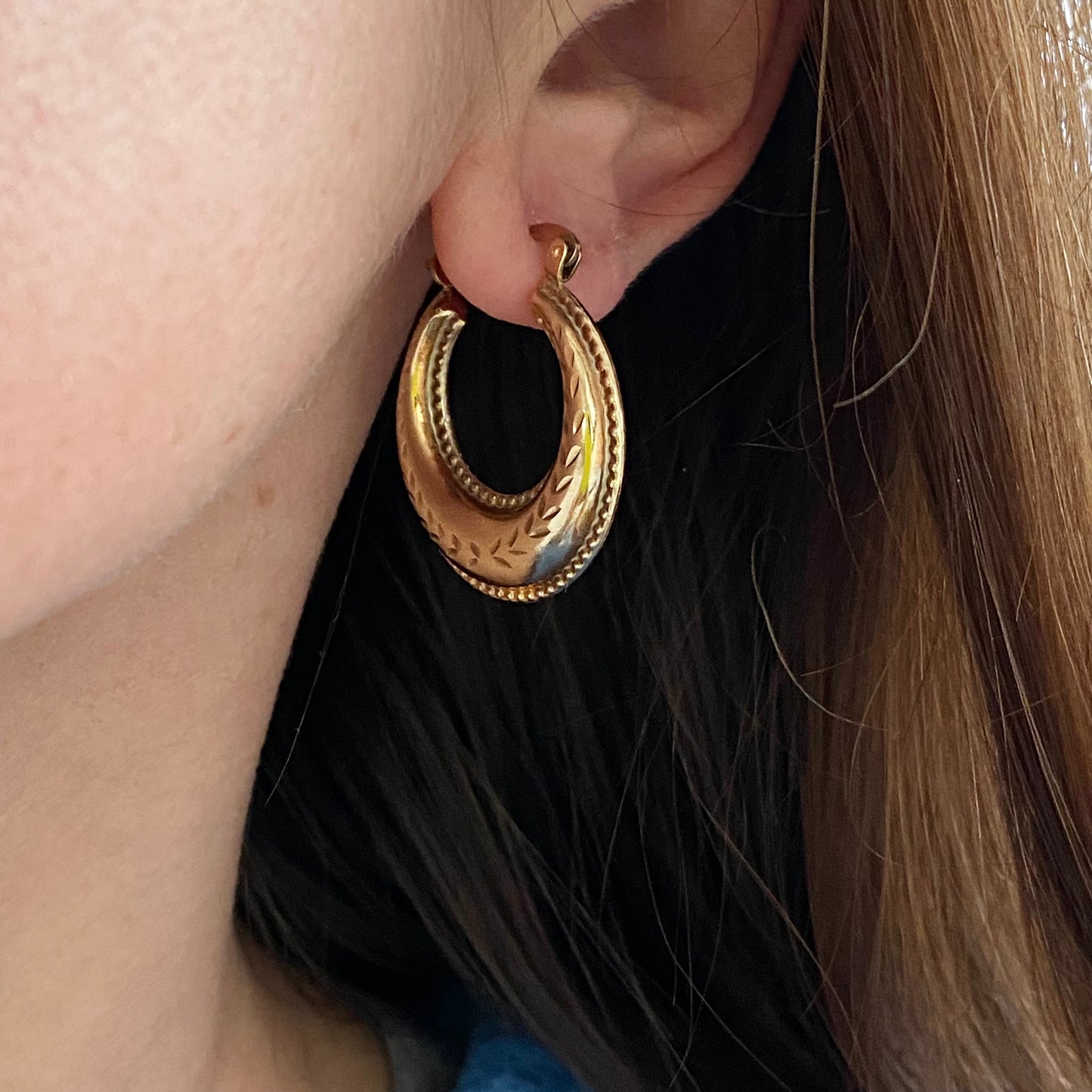 Beautiful 9ct Gold Engraved Hoop Earrings  |  24mm