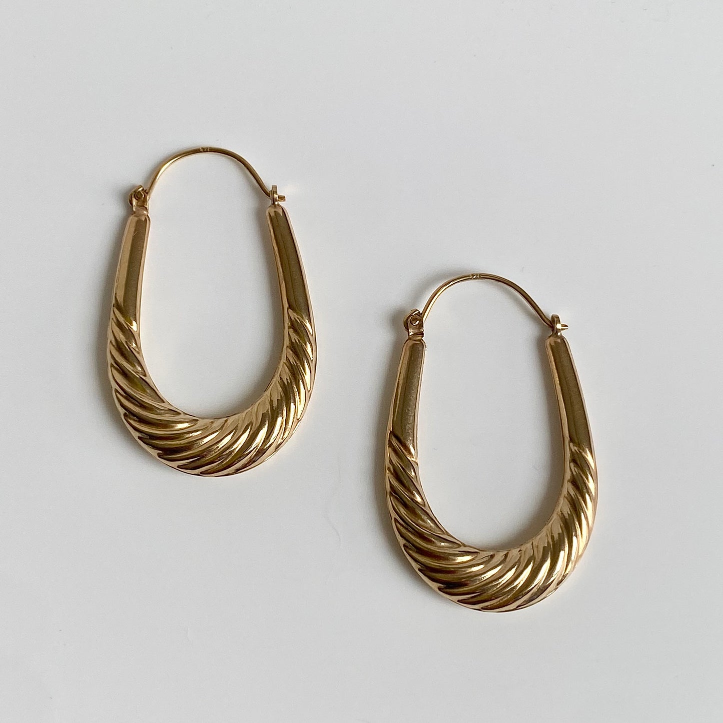 Large Pre-loved 9ct Gold Patterned U-shaped Hoops  |  37mm