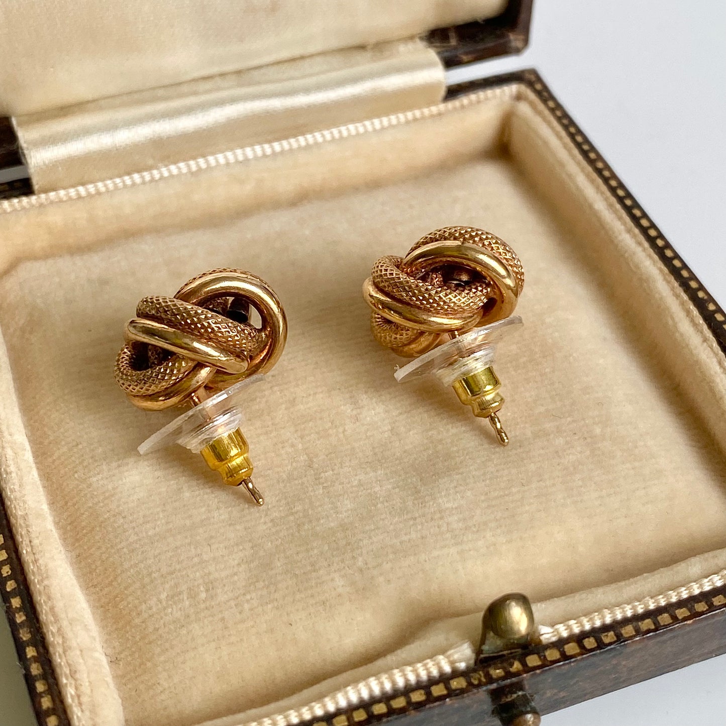 9ct Gold Textured Knot Earrings  |  13mm