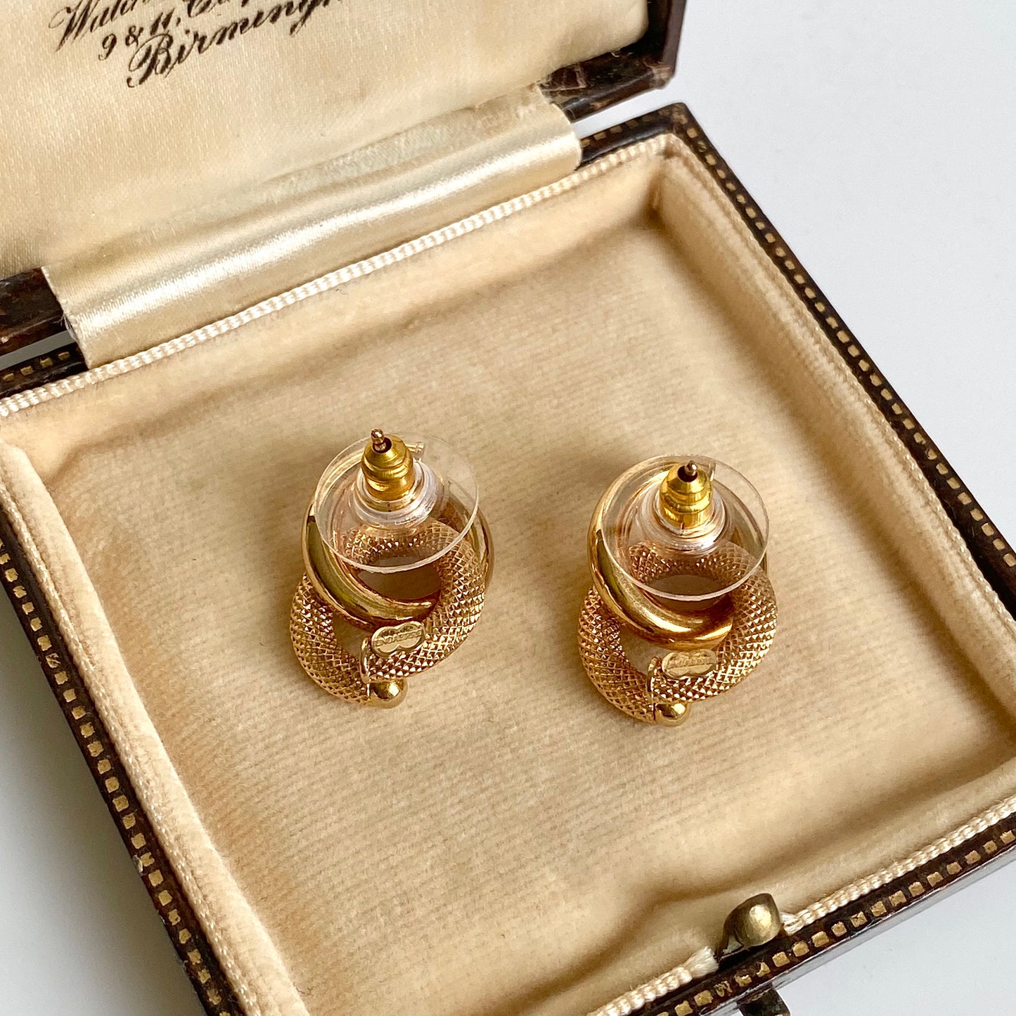 Fantastic Vintage 'UNOAERRE' 9ct Gold Statement Earrings