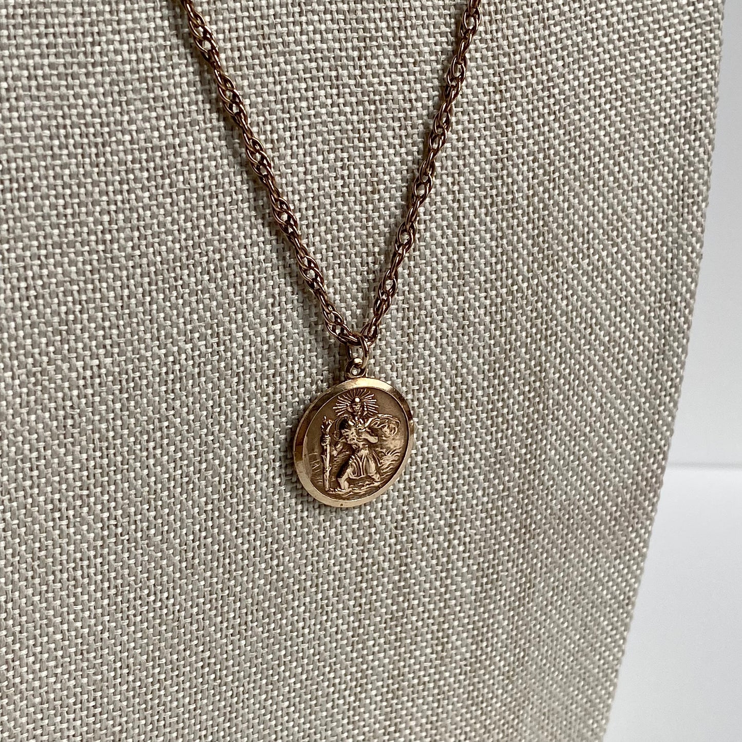 9ct Gold St Christopher Necklace  |  22"