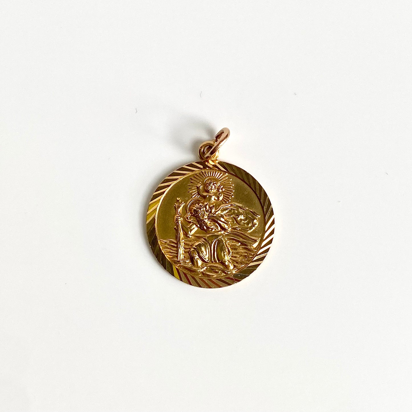 9ct Gold St Christopher Pendant  |  18mm