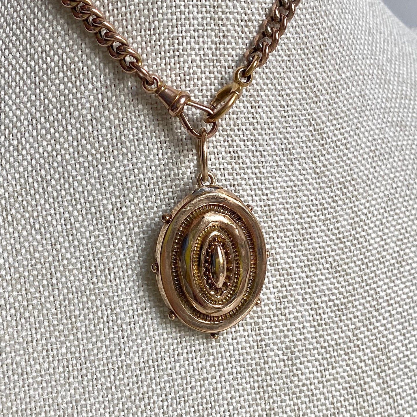 Antique 9ct Gold Victorian Glass Backed Locket