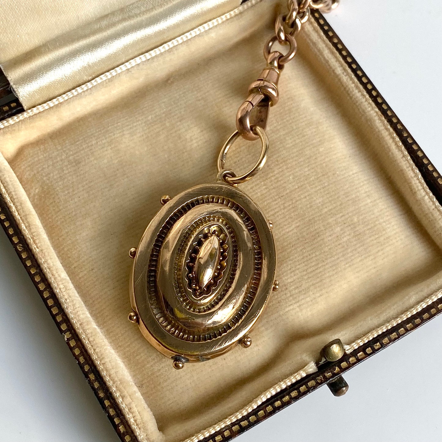 Antique 9ct Gold Victorian Glass Backed Locket