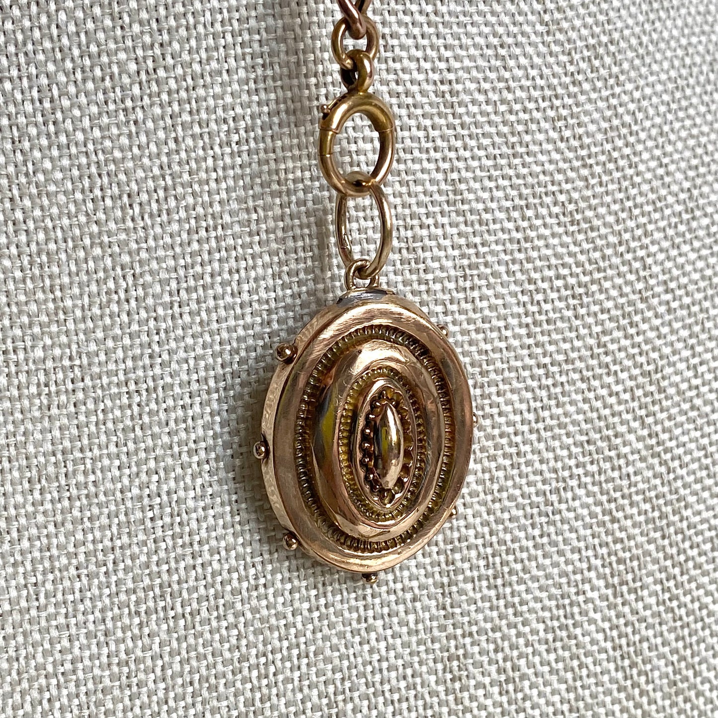 Antique 9ct Gold Victorian Glass Backed Locket