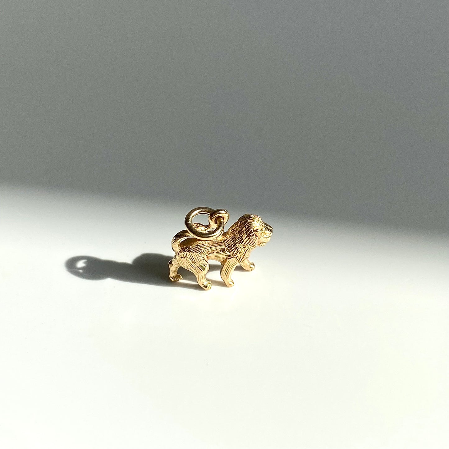 Gorgeous 9ct Gold Leo Zodiac Lion Charm