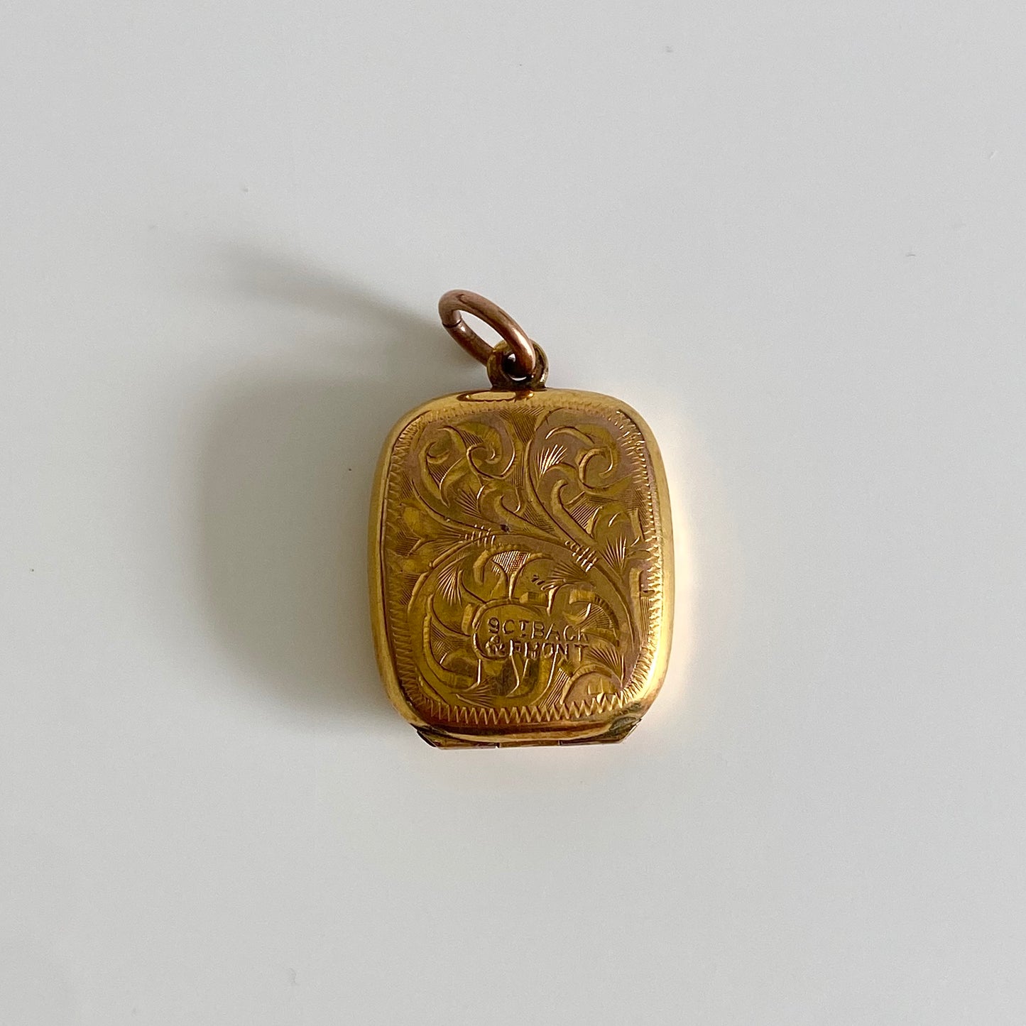 Antique 9ct Gold B&F Rectangle Locket  |  17mm