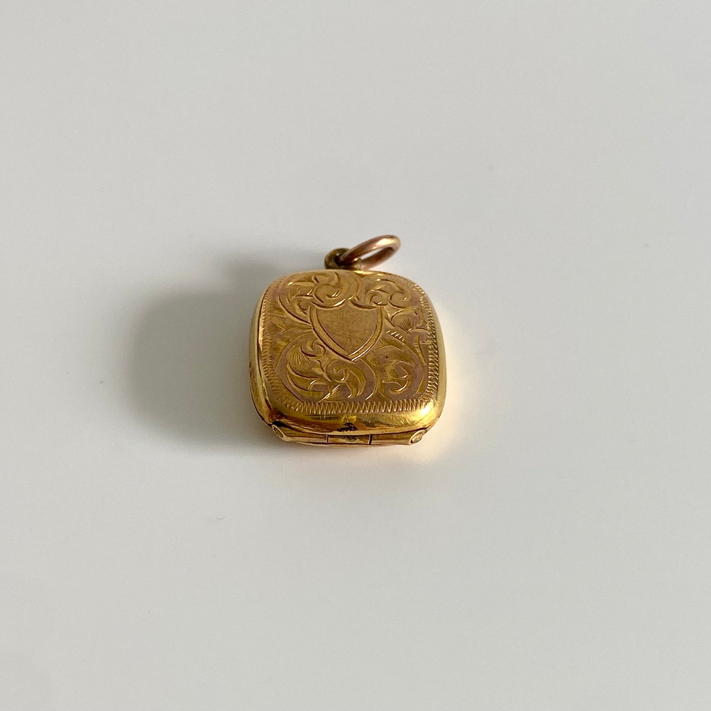 Antique 9ct Gold B&F Rectangle Locket  |  17mm