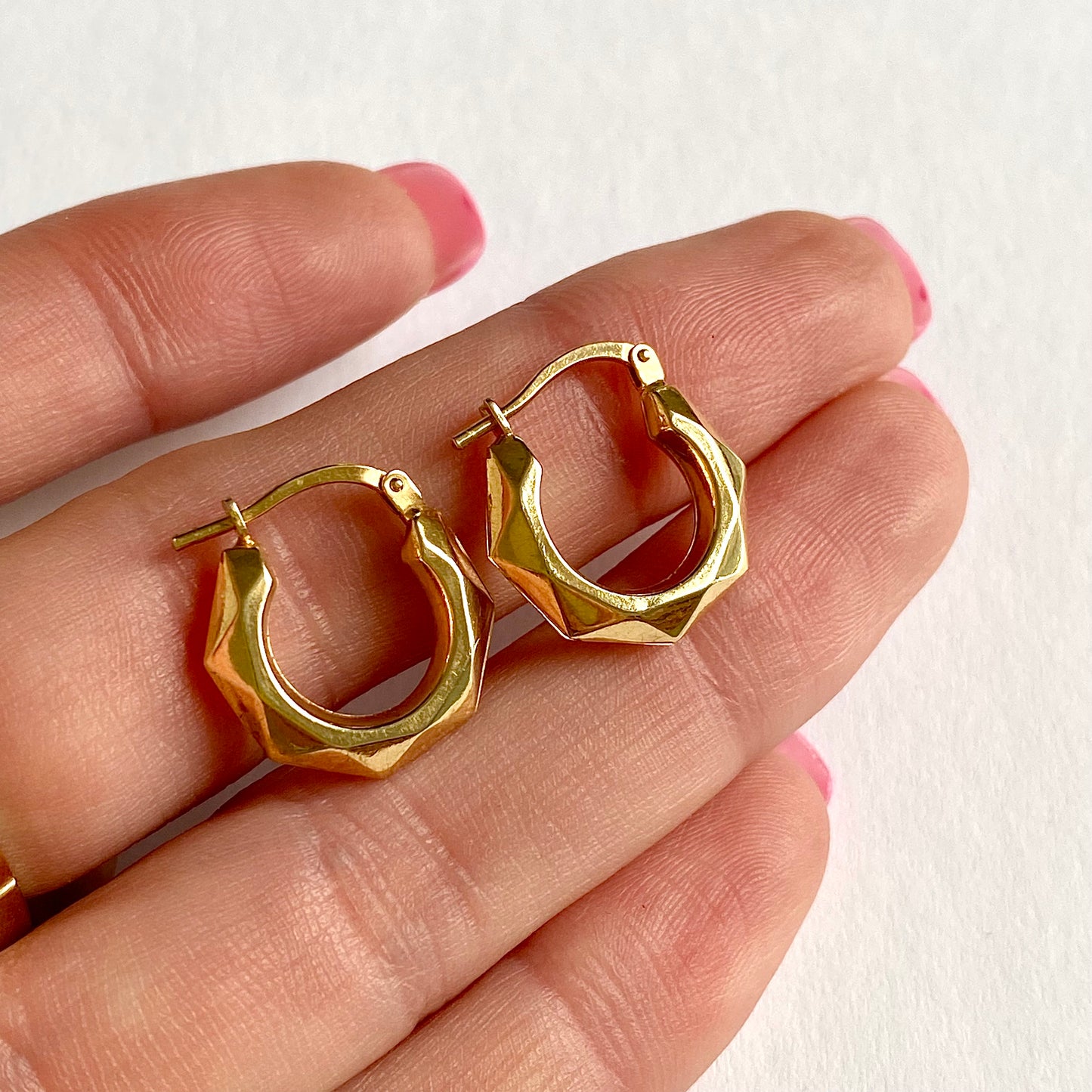 Vintage 9ct Gold Faceted Hexagon Hoops  |  17mm