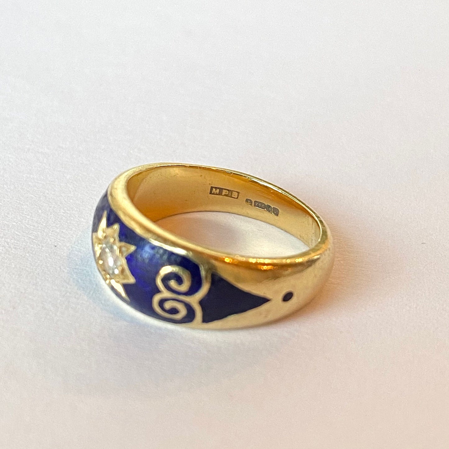 Vintage Solid 18ct Gold, Blue Enamel and Brilliant-cut Diamond Starburst Ring  |  Size UK K.5