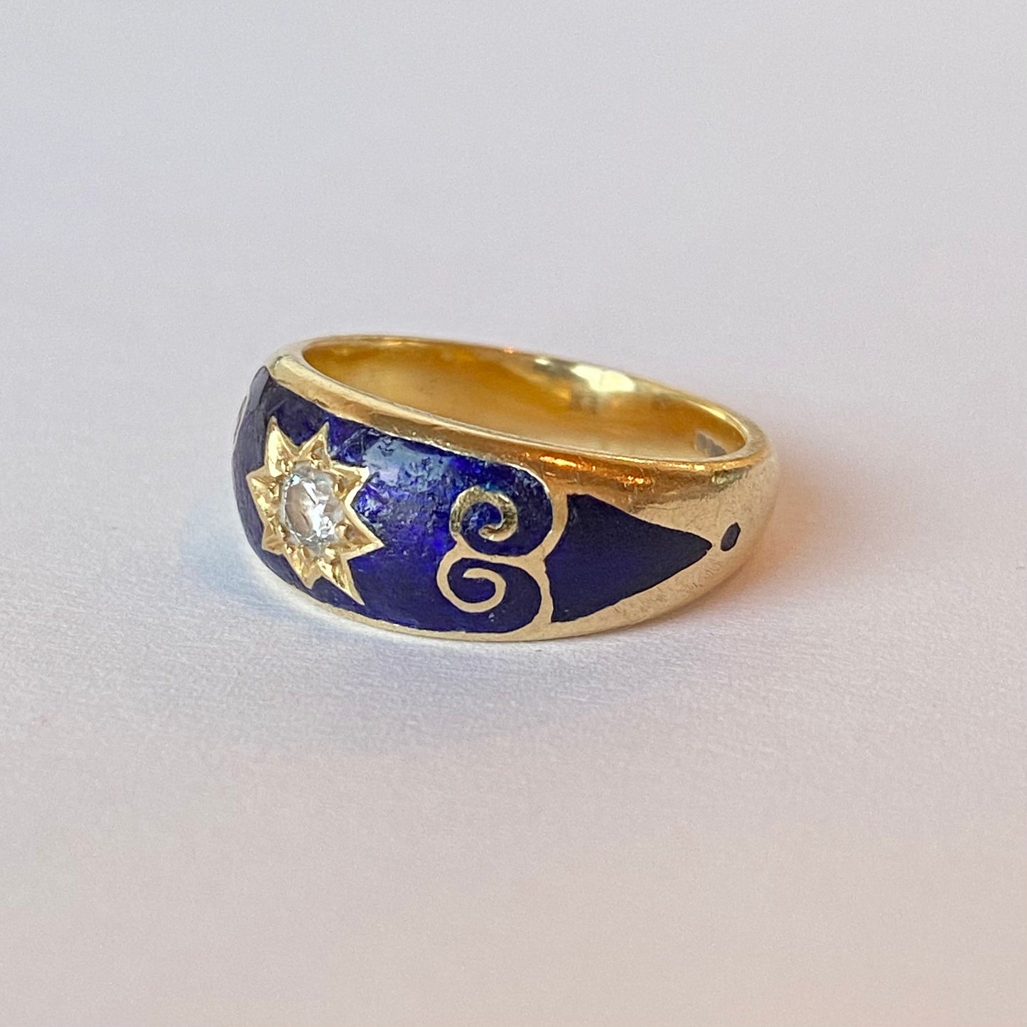 Vintage Solid 18ct Gold, Blue Enamel and Brilliant-cut Diamond Starburst Ring  |  Size UK K.5