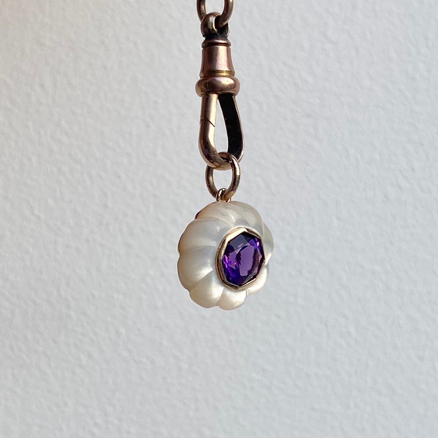 Stunning Mother of Pearl, Amethyst & 9ct Gold Pendant / Charm