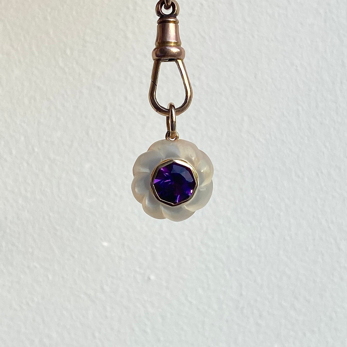 Stunning Mother of Pearl, Amethyst & 9ct Gold Pendant / Charm