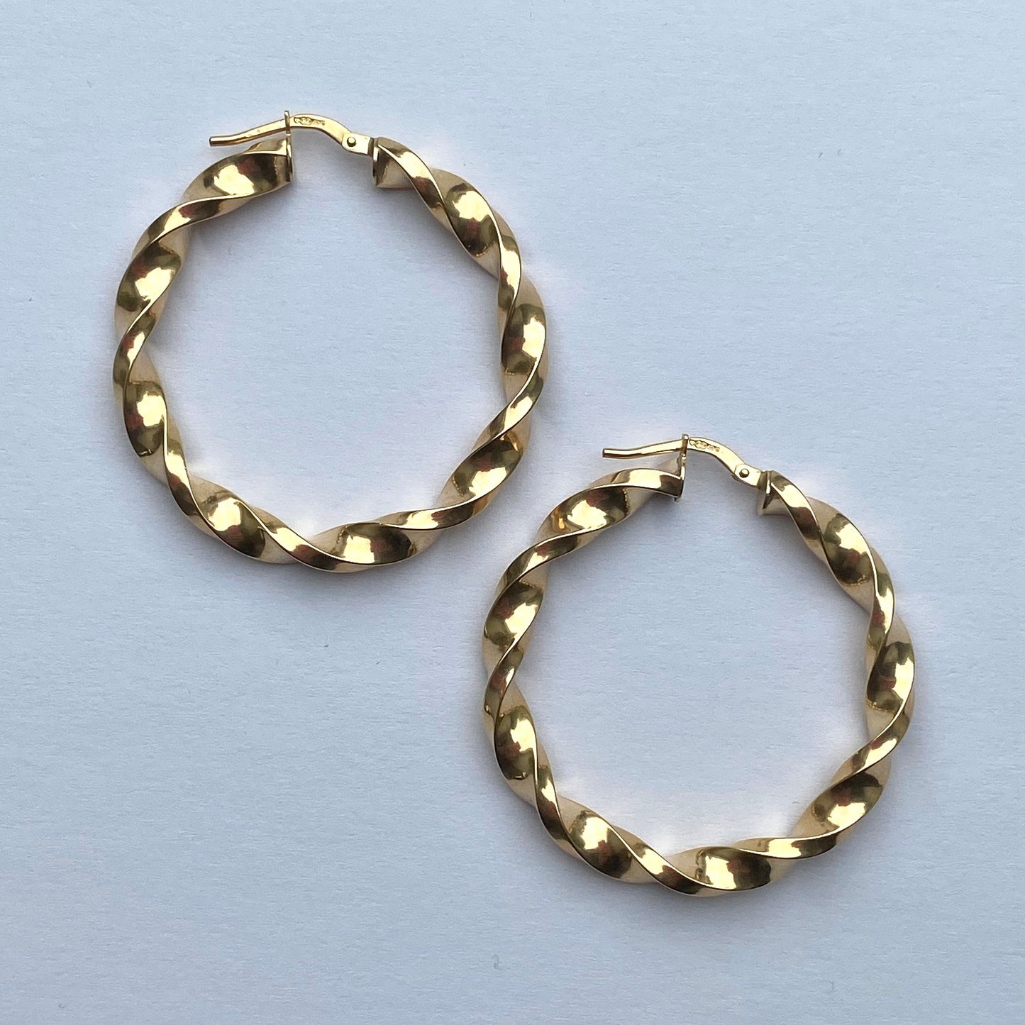 Fab Vintage Retro 9ct Gold Twist Hoops